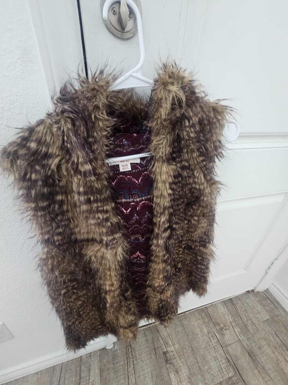 MOSSIMO Furry Brown Hoody Vest